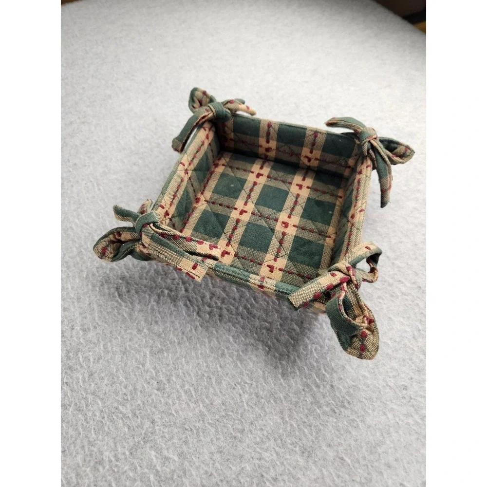 Farmhouse Country Fabric Cloth Bread Basket Side Ties Square Green & Red Plaid